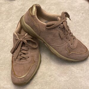 Taos 8.5 suede leather sneakers with gold trim